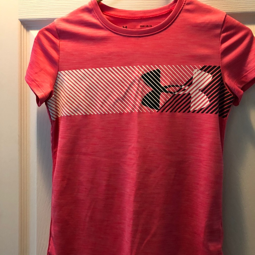 Girls Under Armour T-shirt